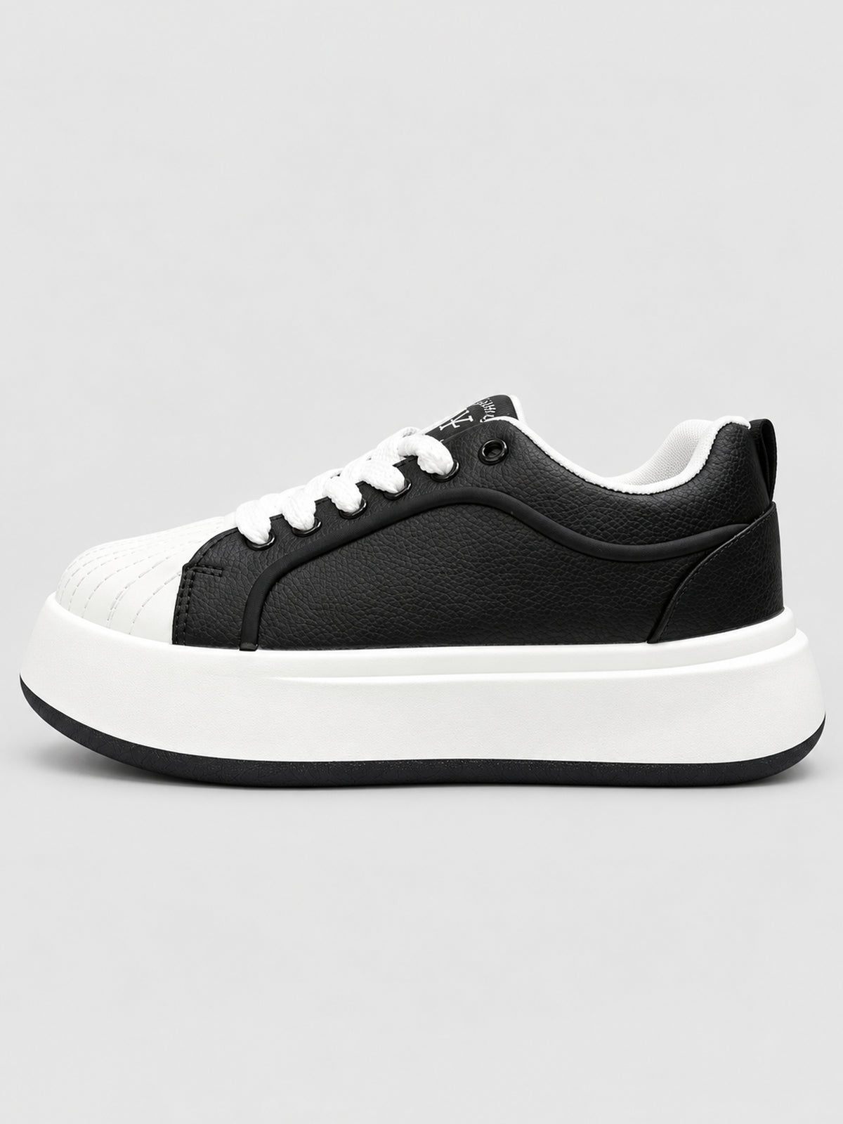 Tenis Urbanos Bicolor Blanco y Negro