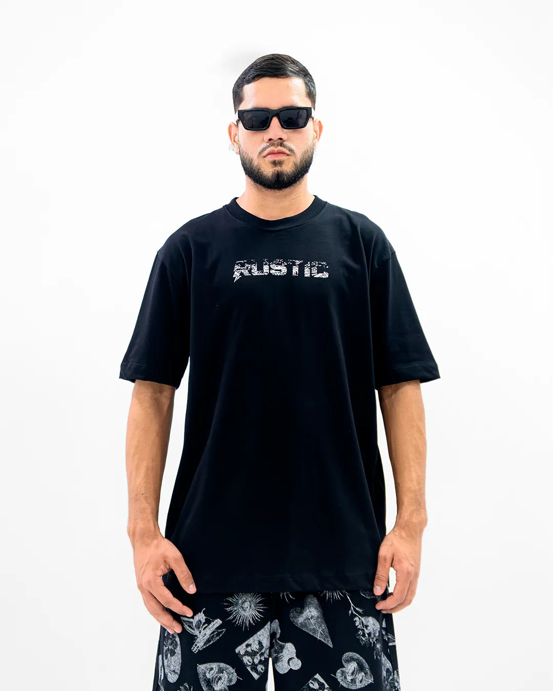 Camiseta SS1 R Iluminati Negra