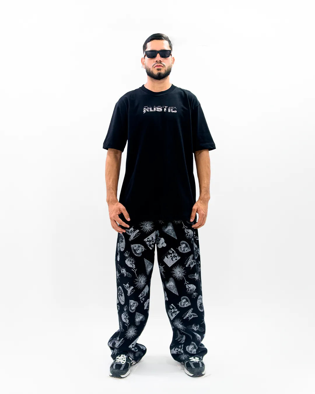 Camiseta SS1 R Iluminati Negra